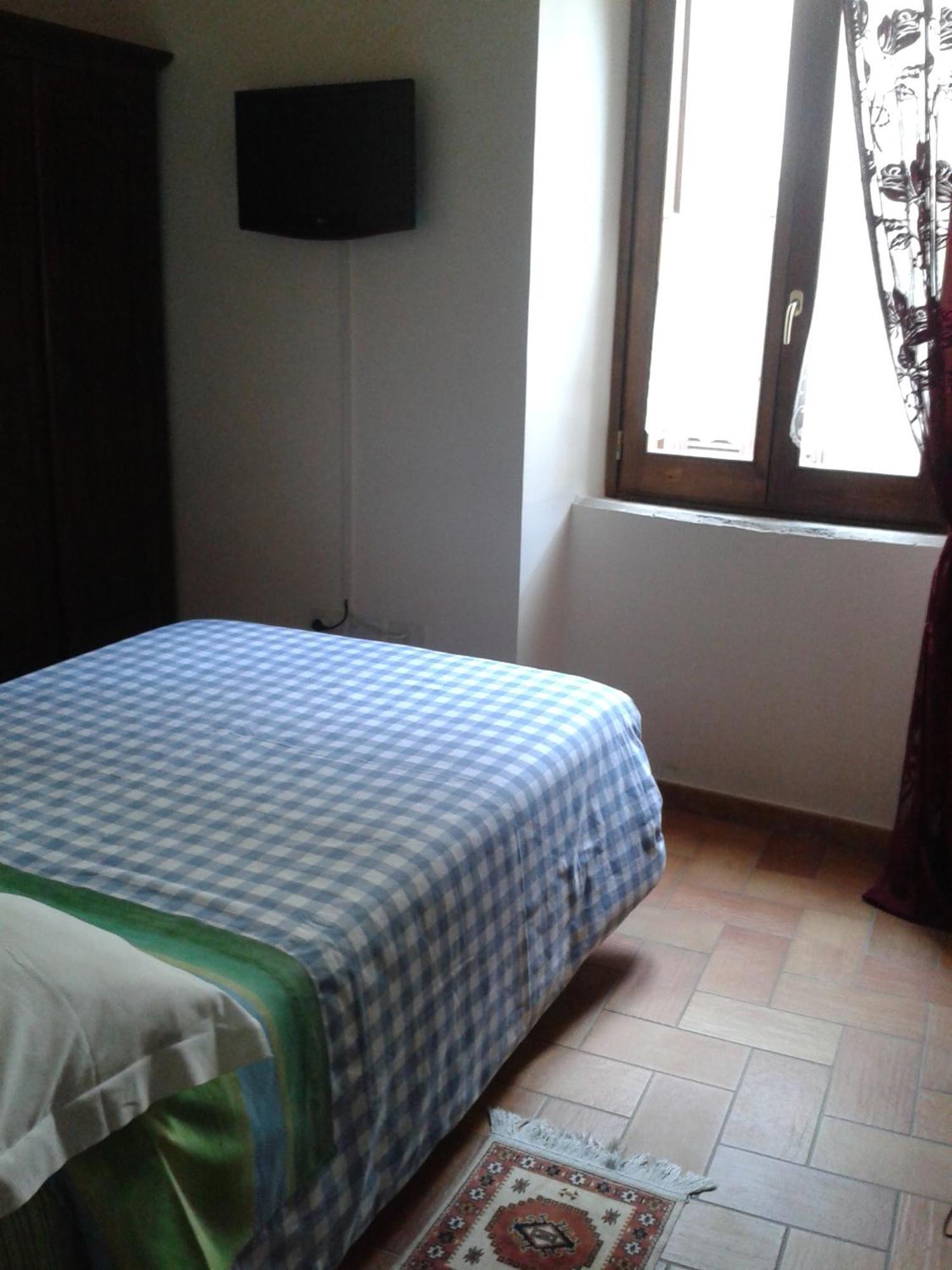 Palazzetto Leonardi Bed and Breakfast San Polo dei Cavalieri Δωμάτιο φωτογραφία